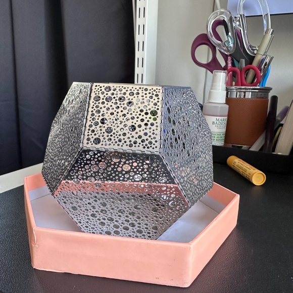 TOM DIXON ETCH DOT TEALIGHT HOLDER - Picture 1 of 5